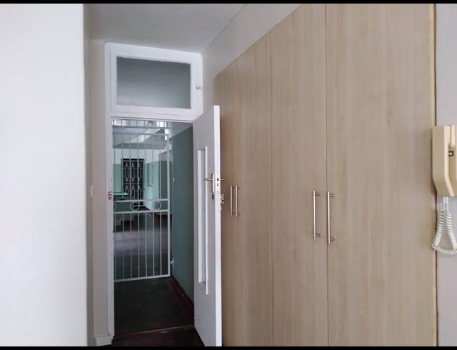 2 BEDROOM APARTMENT RENTED IN HUMEWOOD
